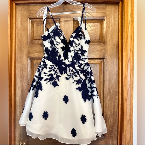 Jovani Navy and White Floral Homecoming Event Prom Dress A line open back Floral - Picture 3 of 10